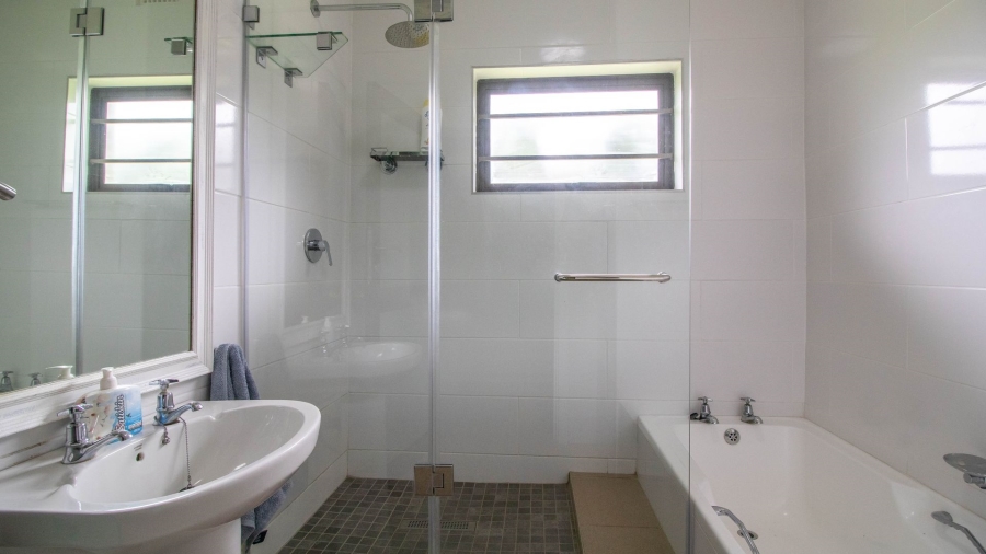7 Bedroom Property for Sale in Marshstrand Eastern Cape